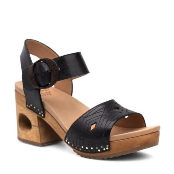 Dansko Black and Tan Sandals NWOT! - Picture 2 of 10